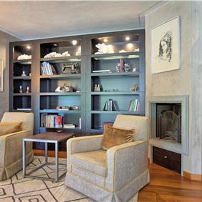 5 bedroom villa with pool and tennis court near San Gimignano, sleeps 10